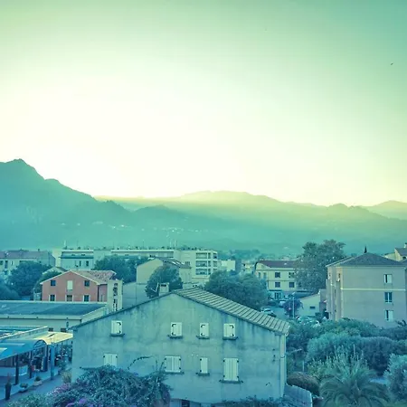 Cosy Les Pieds Dans L'eau, Climatise, Parking Prive, Vue Montagne Apartament