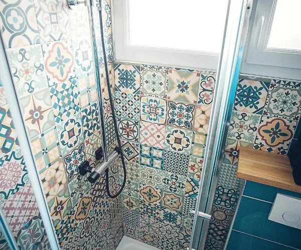 דירה Cosy Les Pieds Dans L'eau, Climatise, Parking Prive, Vue Montagne סן-ניקולאו